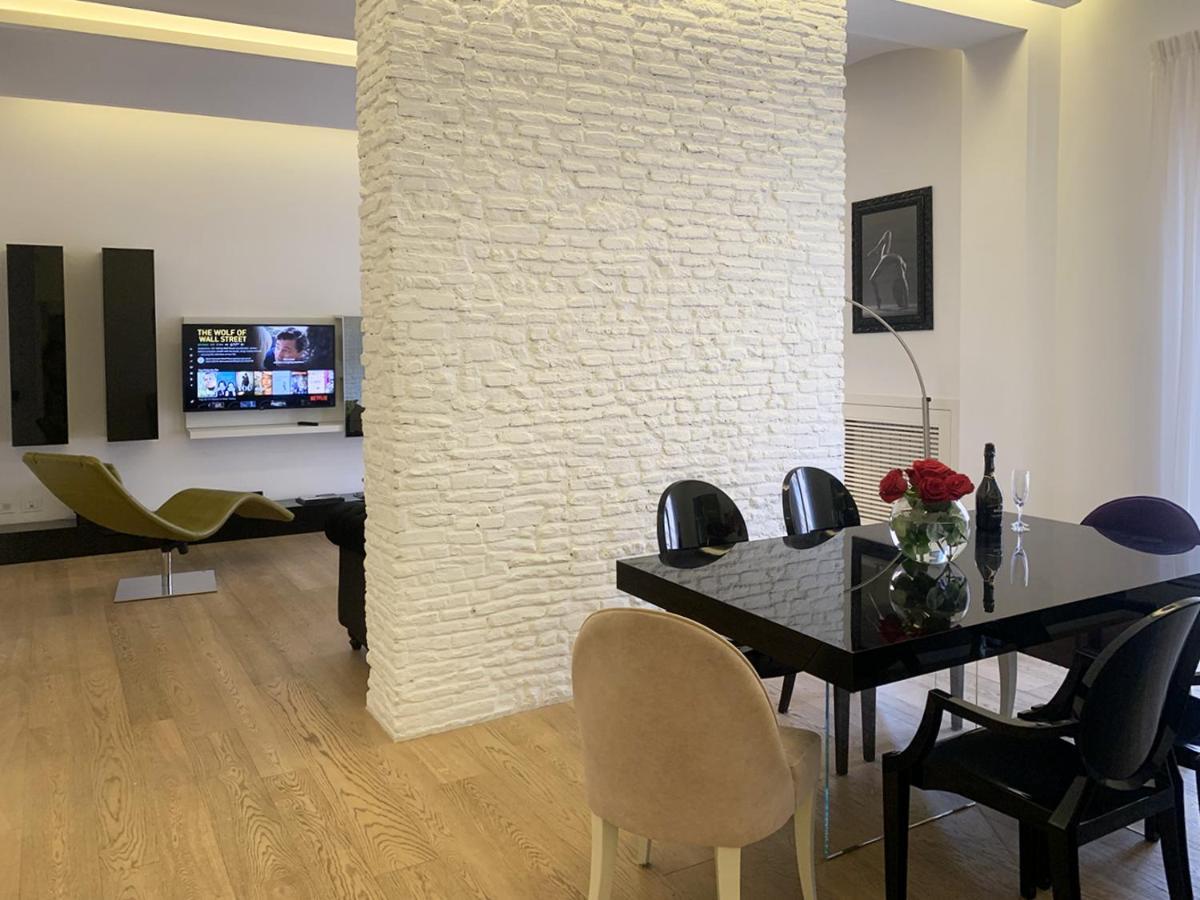 Arcasuite Tritone Luxury Rome Exterior photo