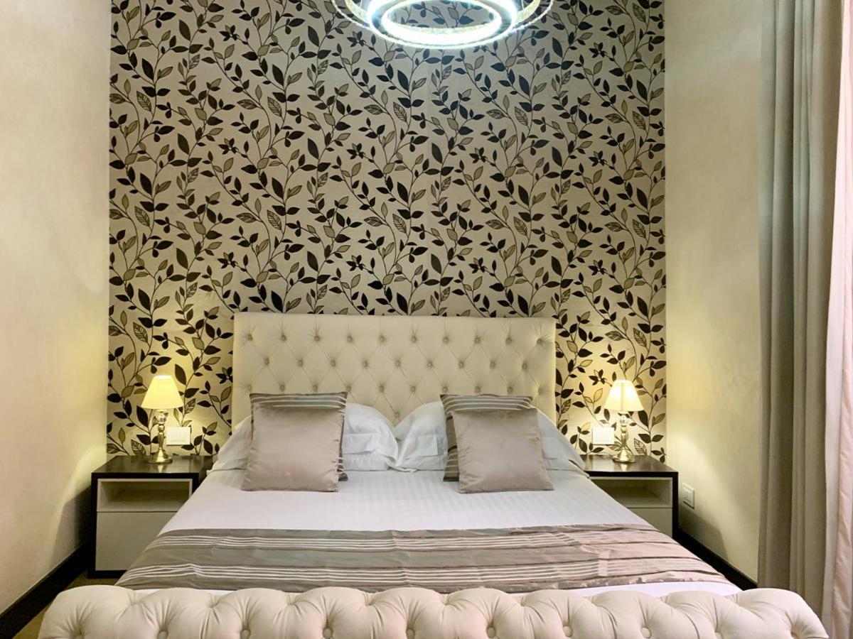 Arcasuite Tritone Luxury Rome Exterior photo